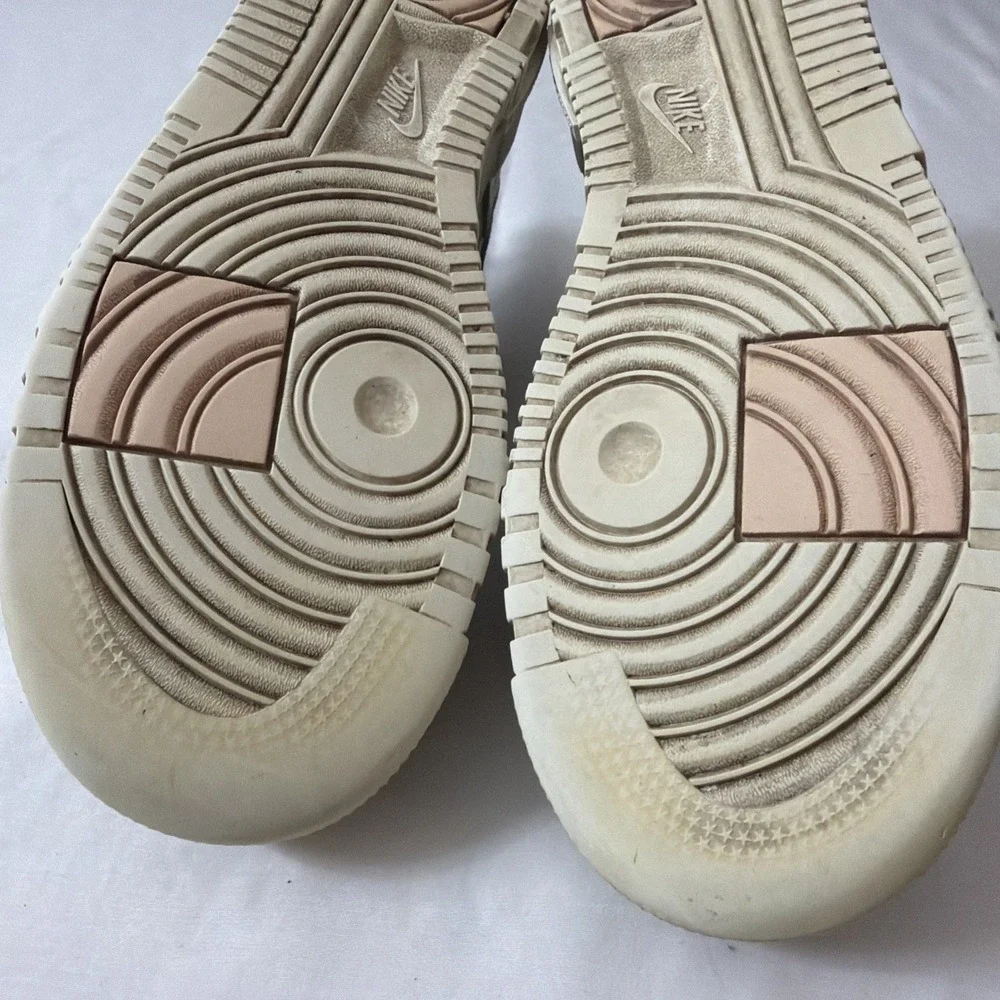 Women's Nike‎ Air Force 1 Pixel Light Stone Grey Size 9.5 Casual Gym Shoes Fit